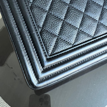 Calfskin Boy New Medium 28CM Quilted Grained Calfskin Caviar Black Ruthenium Silver Hardware Series 23