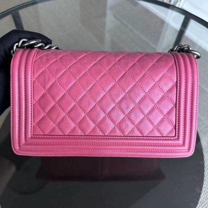 Chanel Boy Medium - Calfskin 25CM Quilted Grained Calfskin Leboy Pink RSHW No 17