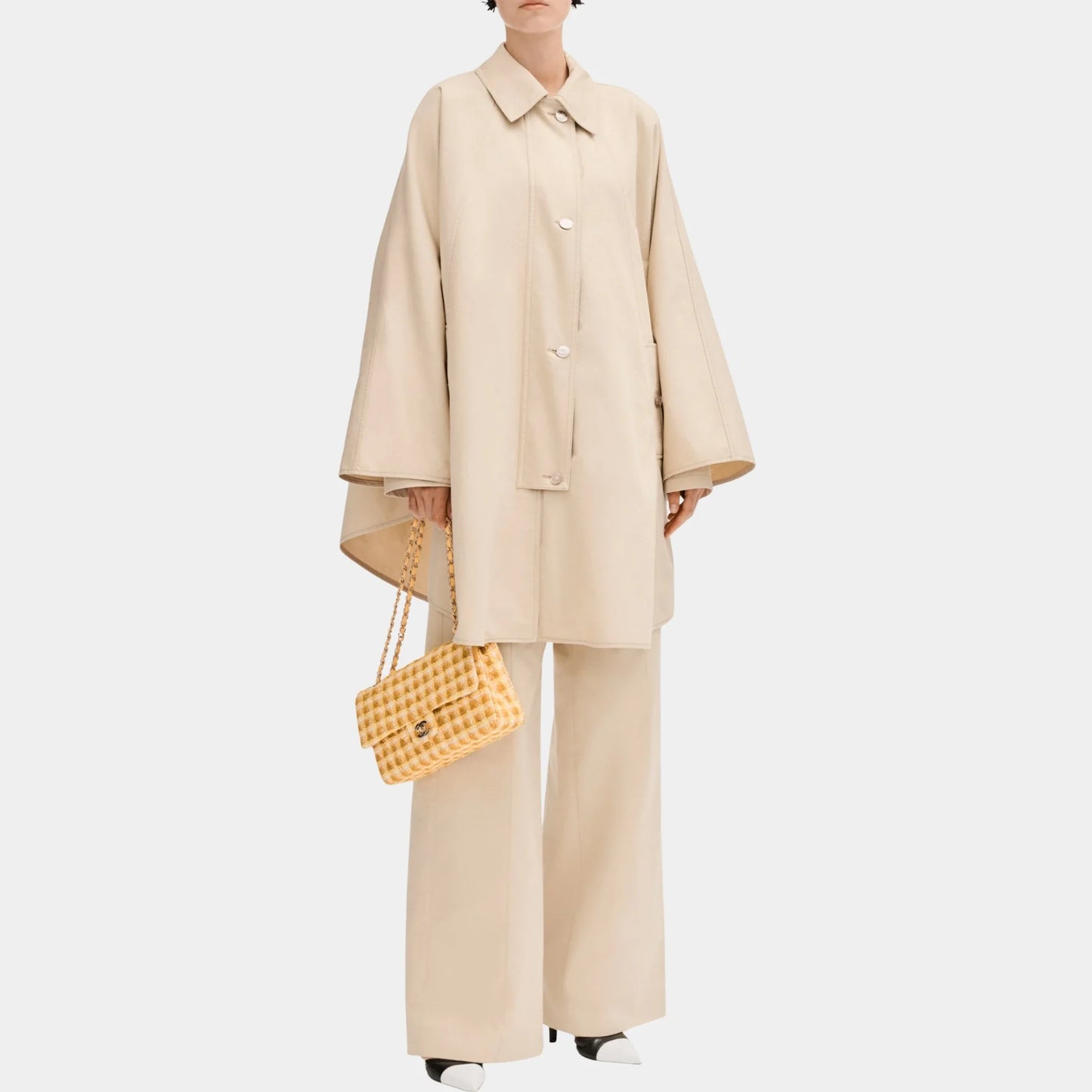 Cape in Gabardine Beige