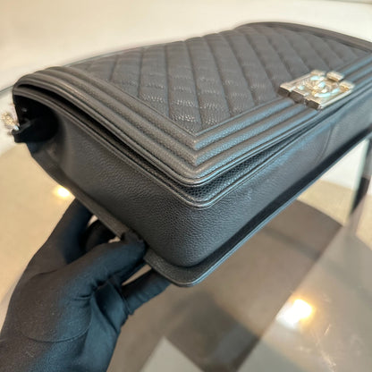 Caviar Boy Large 30CM Calfskin Leboy Black SHW No 17
