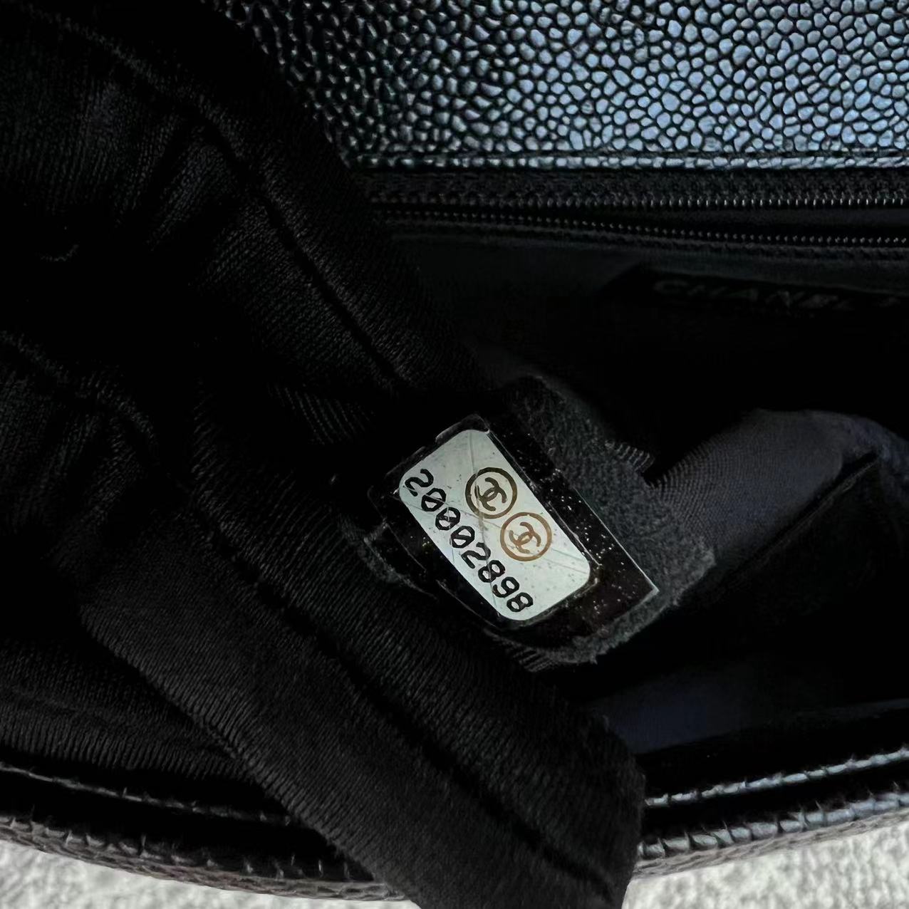 Caviar Boy New Medium 28CM Quilted Grained Calfskin Leboy Black Silver Hardware Series 20
