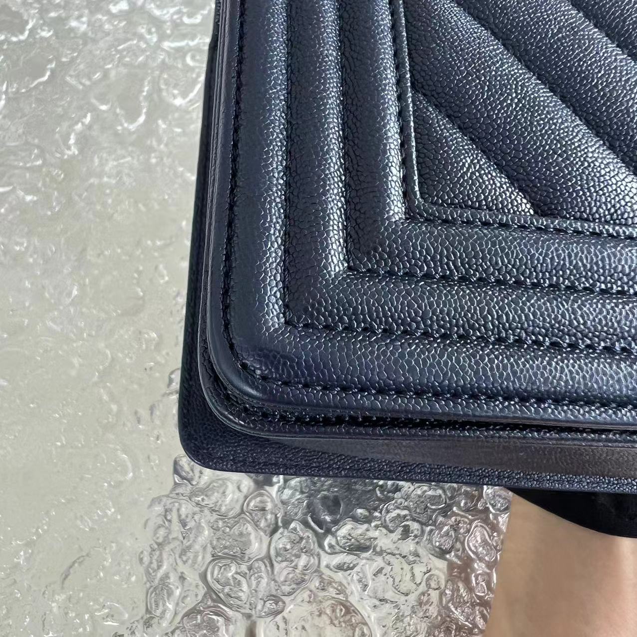 Caviar Boy Old Medium 25CM Chevron Grained Calfskin Dark Blue Leboy Golden Hardware Series 26