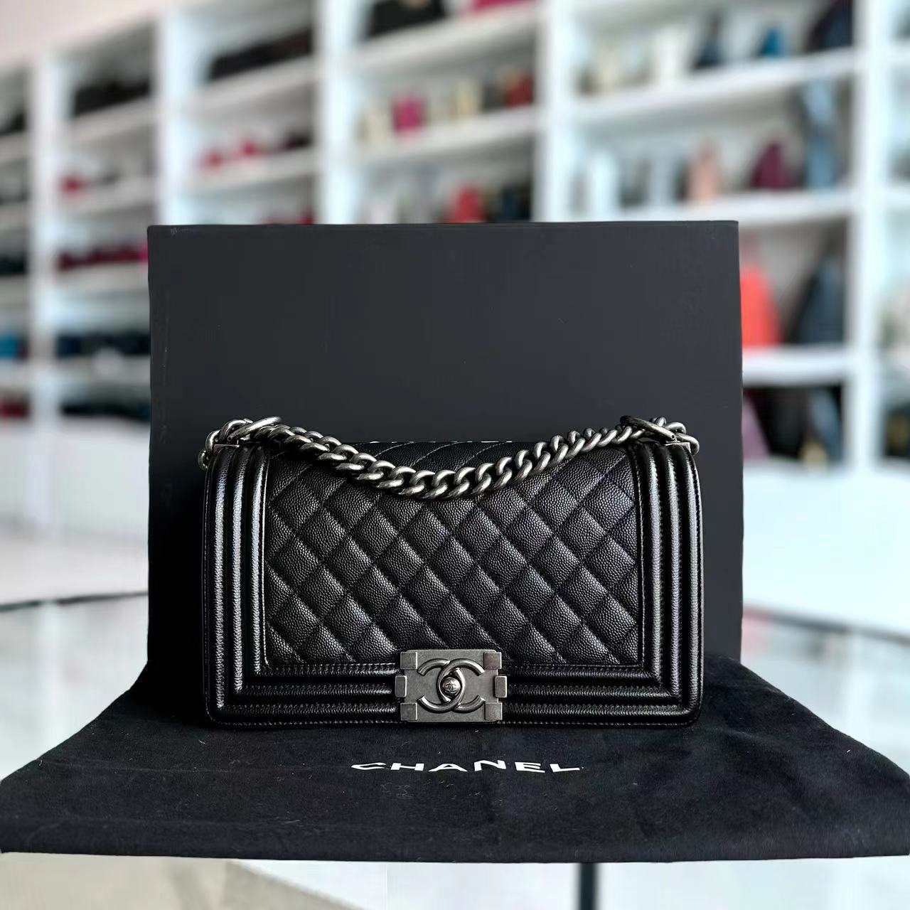 Caviar Boy Old Medium 25CM Quilted Calfskin Black Leboy Ruthenium Silver Hardware Series 25