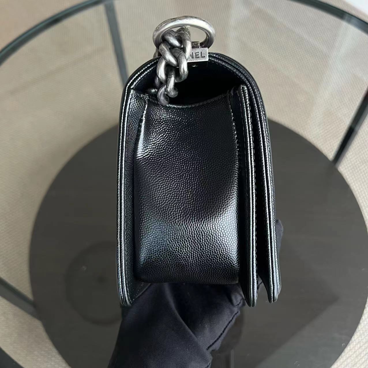 Caviar Boy Old Medium 25CM Quilted Calfskin Black Leboy Ruthenium Silver Hardware Series 25