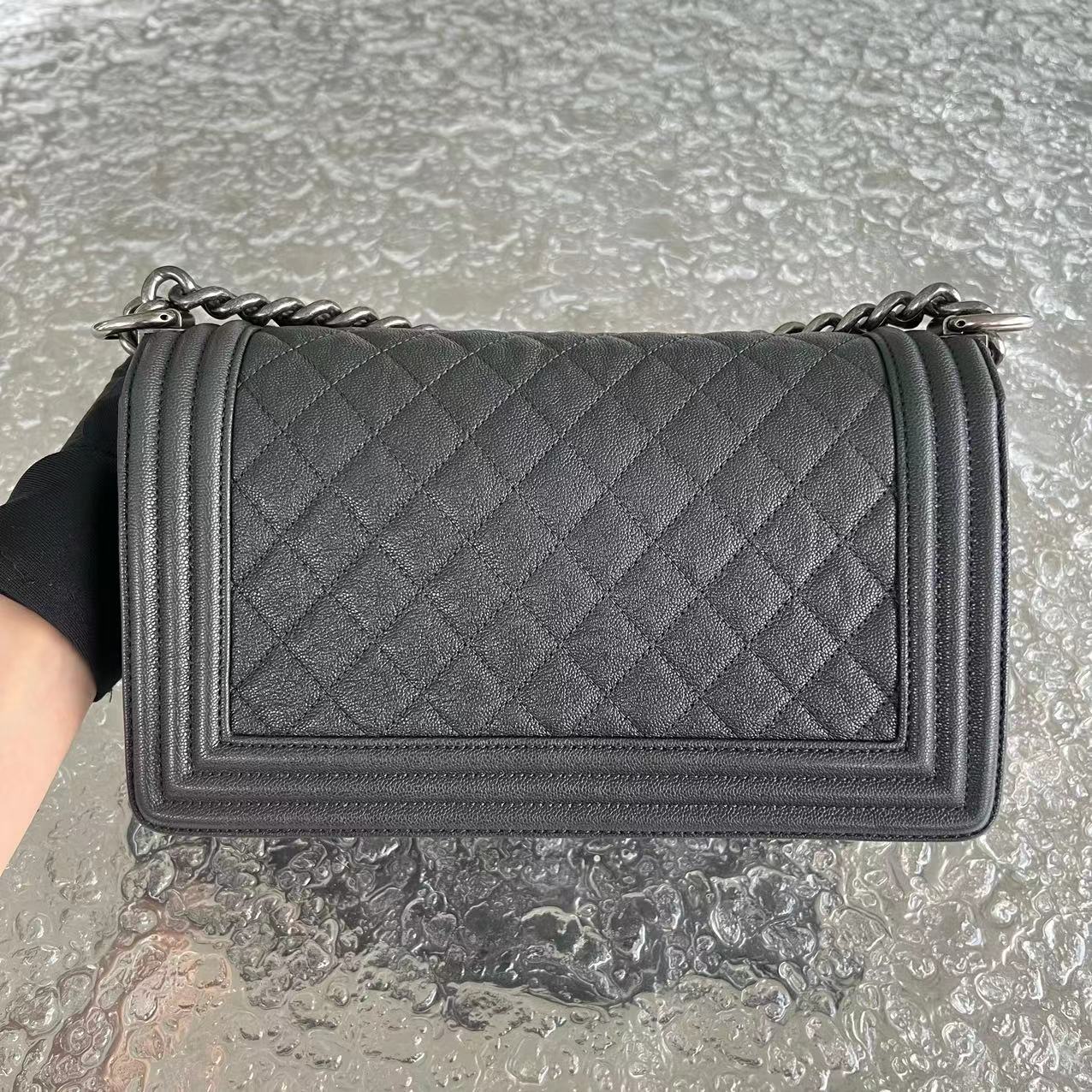 Caviar Boy Old Medium 25CM Quilted Calfskin Dark Grey Gray Silver Hardware Series 26