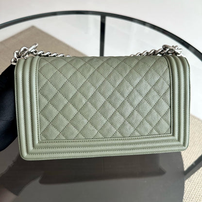 Caviar Boy Old Medium 25CM Quilted Calfskin Leboy Green SHW No 25