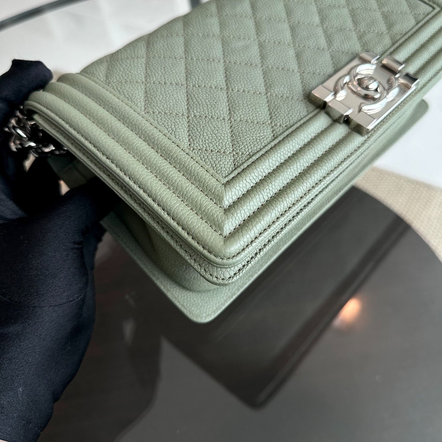 Caviar Boy Old Medium 25CM Quilted Calfskin Leboy Green SHW No 25