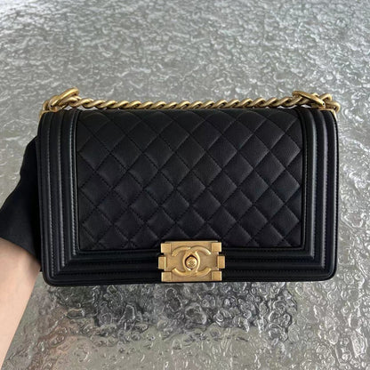 Chanel Caviar Boy Old Medium 25CM Quilted Grained Calfskin Leboy Black GHW