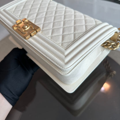 Caviar Boy Old Medium 25CM Quilted Leboy White GHW No 27