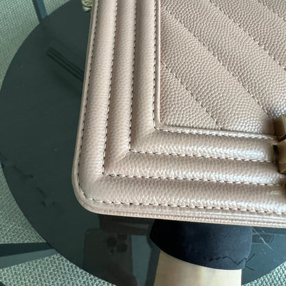 Caviar Boy Small 20CM Chevron Pink Nude Grained Calfskin Gold Hardware Series 25