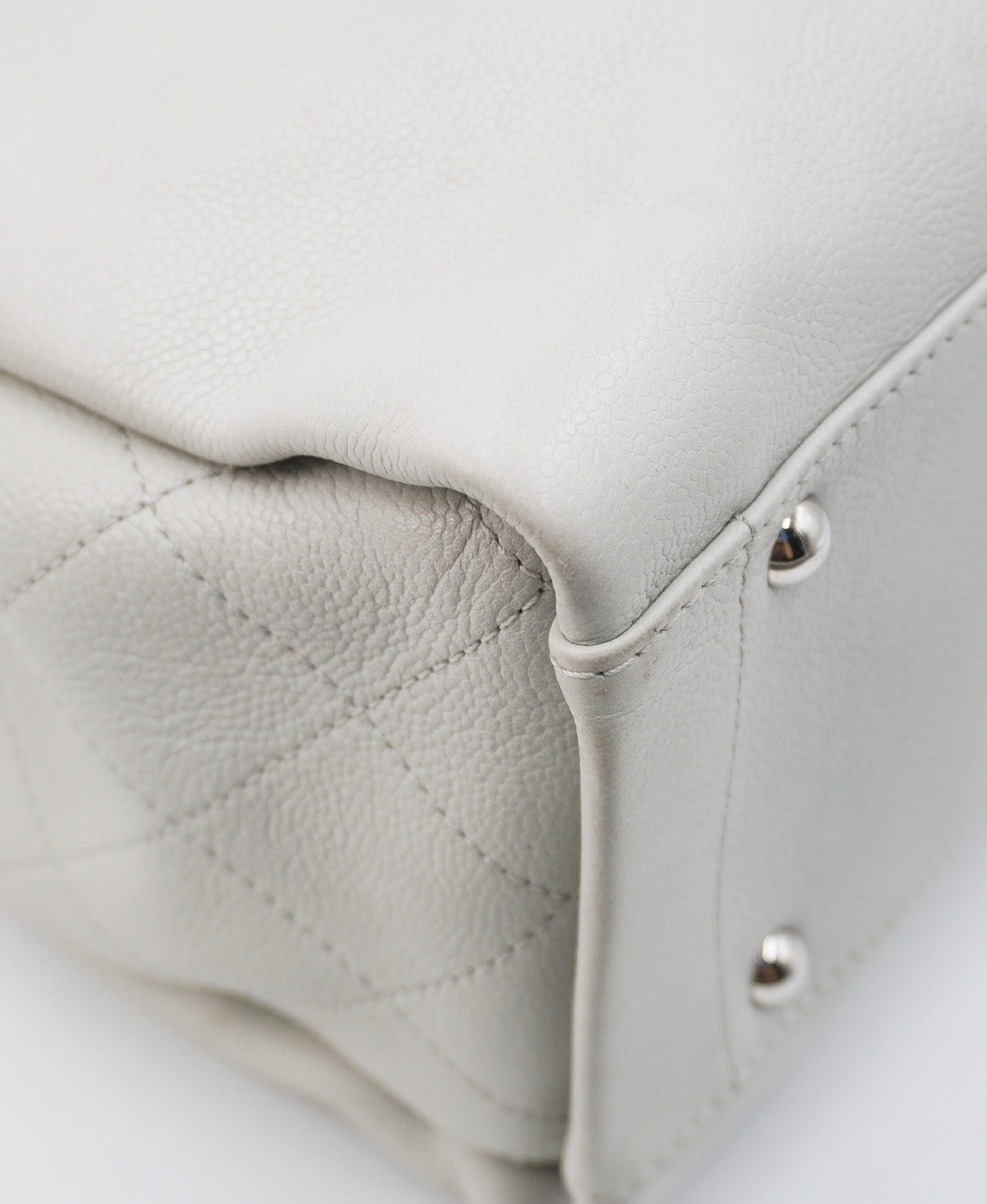 Caviar CC Tote White