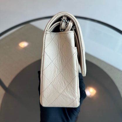 Caviar Quilted 25cm Calfskin Beige SHW No 12