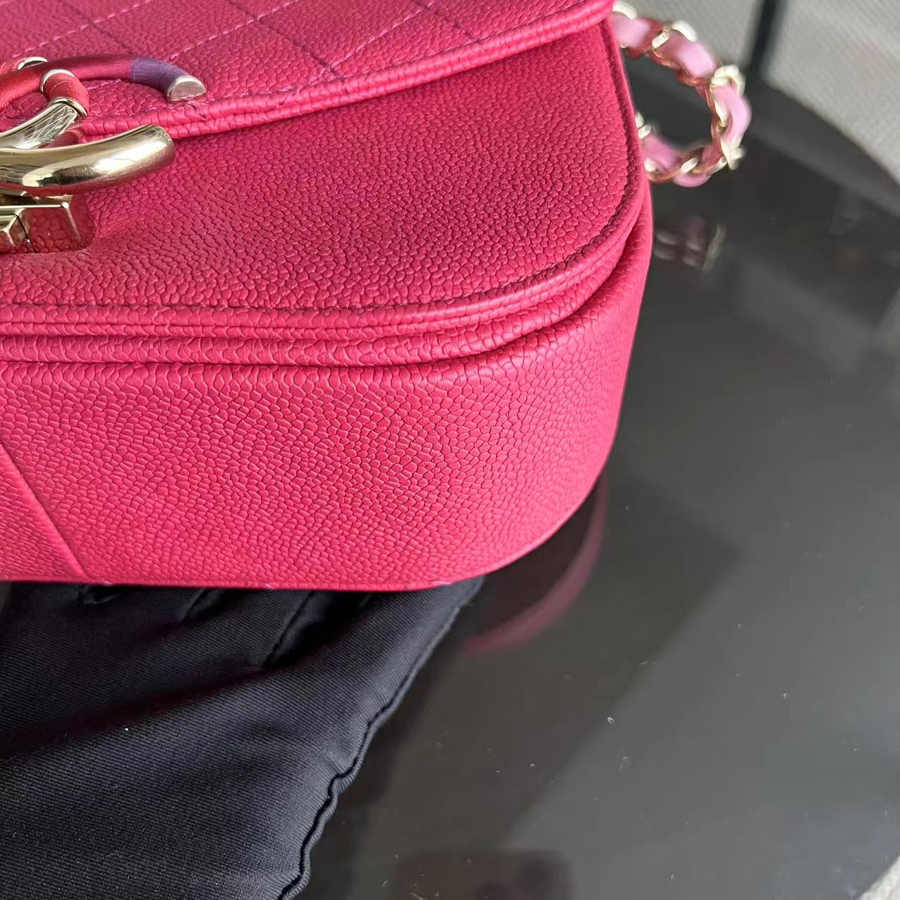 Caviar Coco Curve Cuba Small 21CM Thread Around Grained Calfskin Pink Golden Hardware Series 25