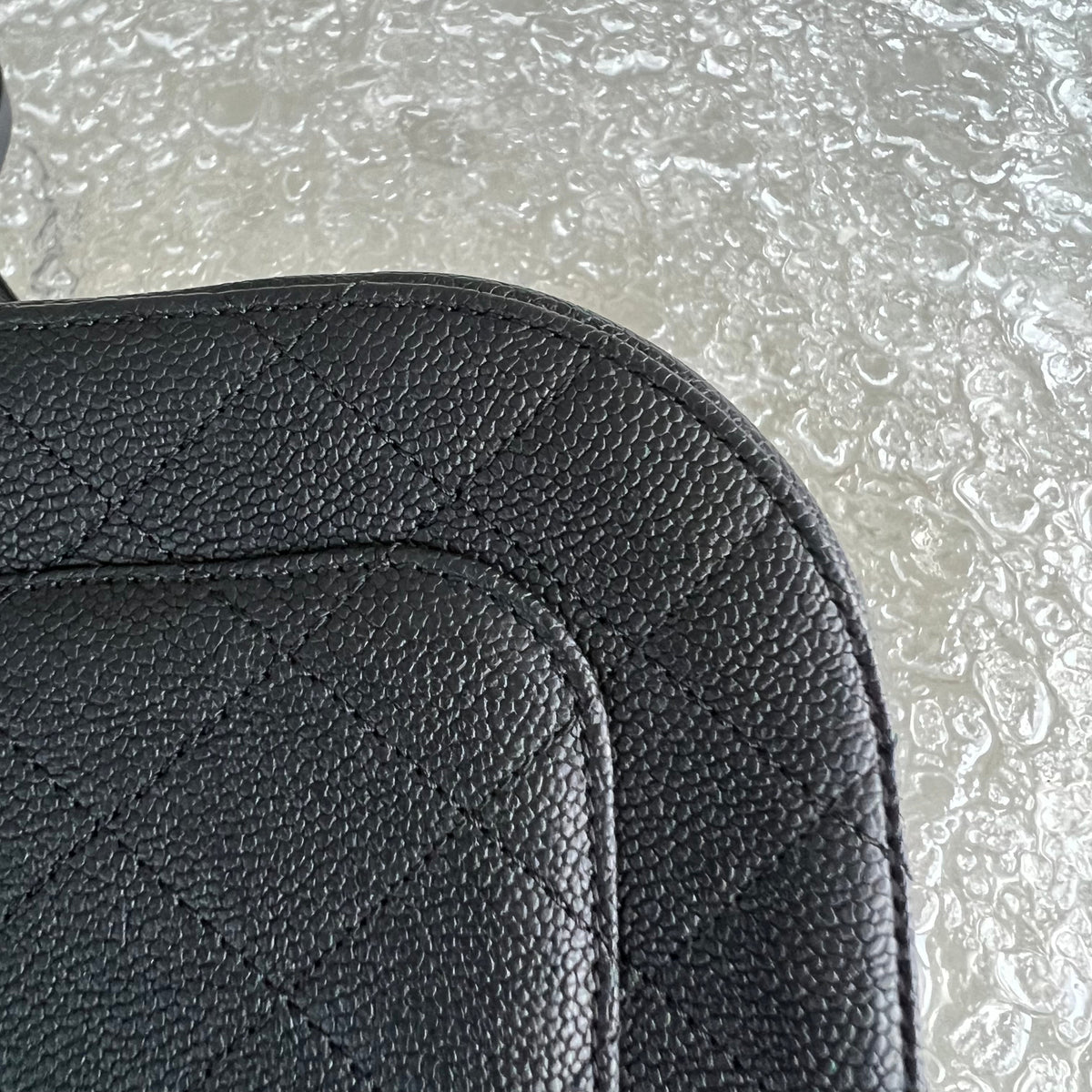 Caviar Coco Curve Cuba Thread Around Grained Calfskin Black Golden Hardware Series 23