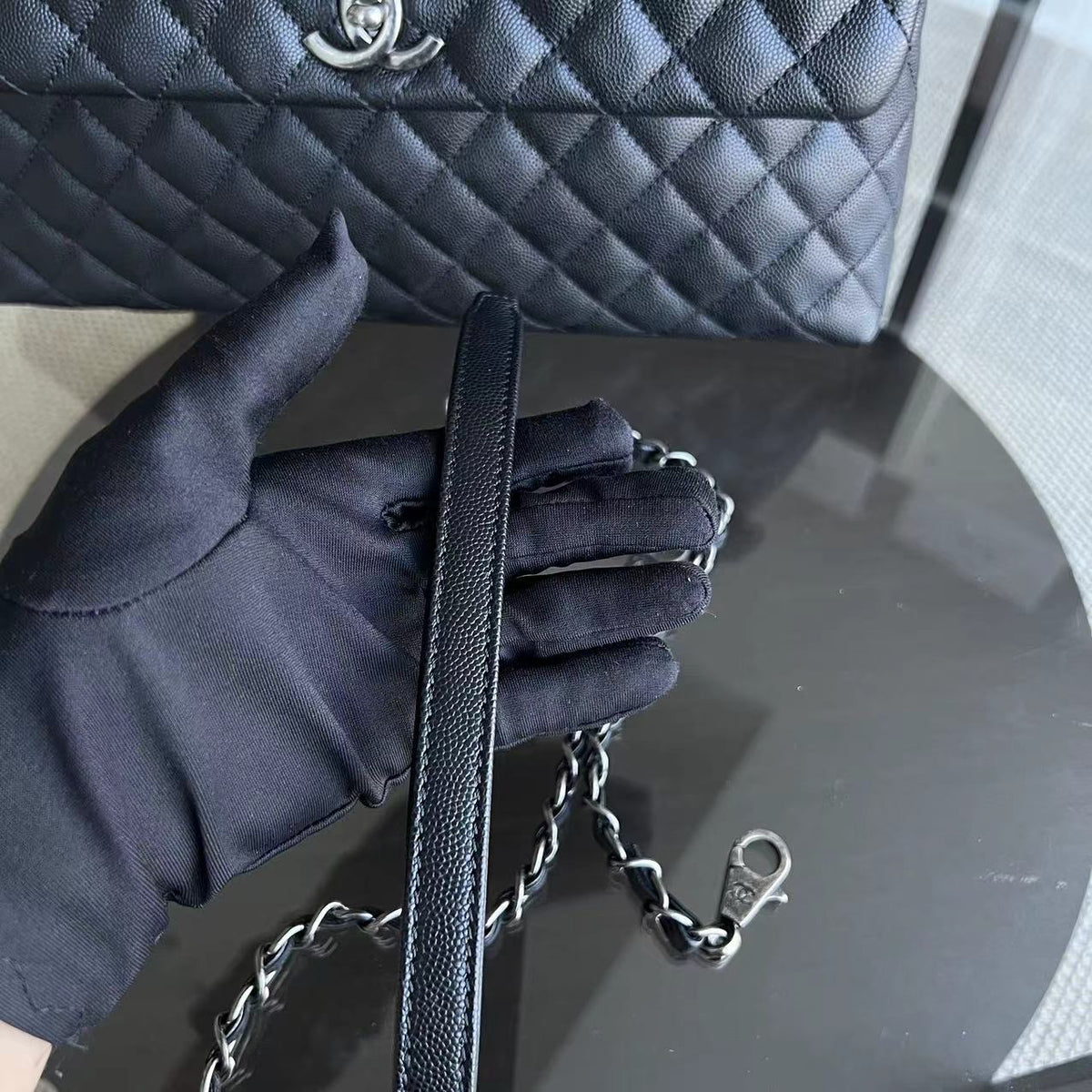 Caviar Coco Handle Large Quilted Grained Calfskin Black Silver Hardware Series 23