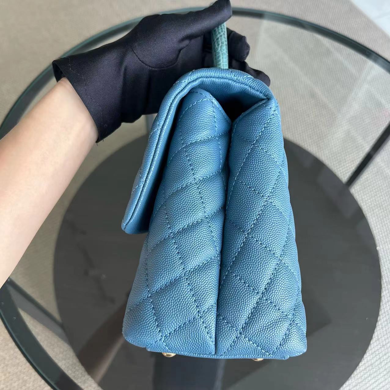 Caviar Coco Handle Medium Quilted Calfskin Blue Golden Hardware Series 26