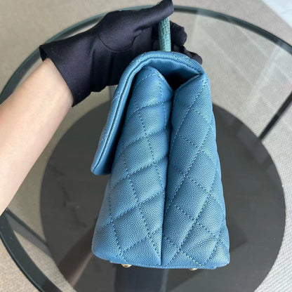 Caviar Coco Handle Medium Quilted Calfskin Blue Golden Hardware Series 26