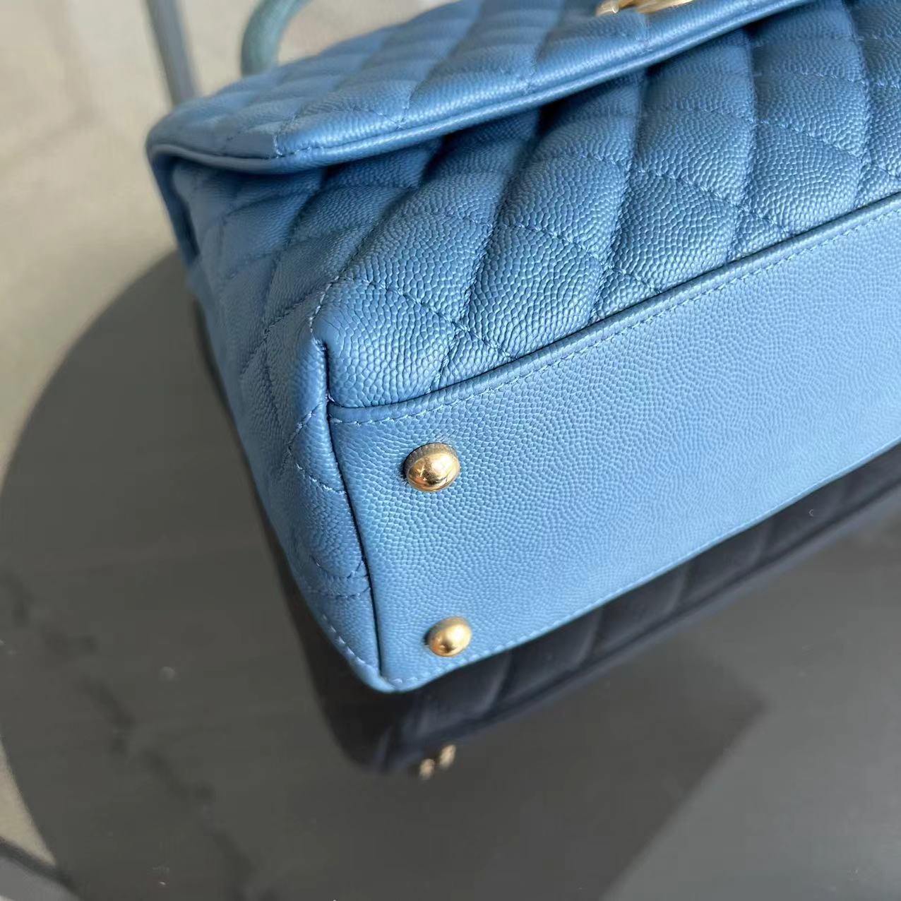 Caviar Coco Handle Medium Quilted Calfskin Blue Golden Hardware Series 26