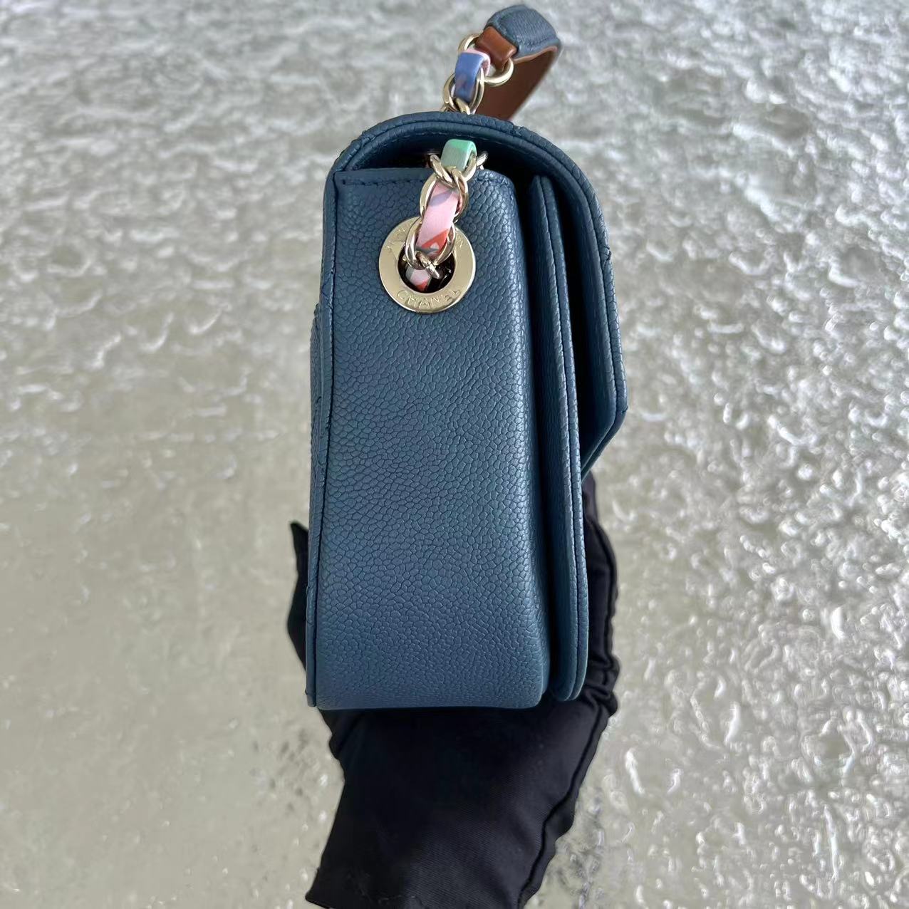 Chane Coco Curve Cuba - Medium Caviar Quilted Grained Calfskin Blue Cross Body Golden Hardware Series 23