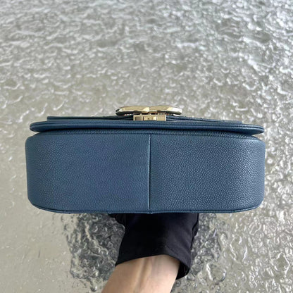 Chane Coco Curve Cuba - Medium Caviar Quilted Grained Calfskin Blue Cross Body Golden Hardware Series 23