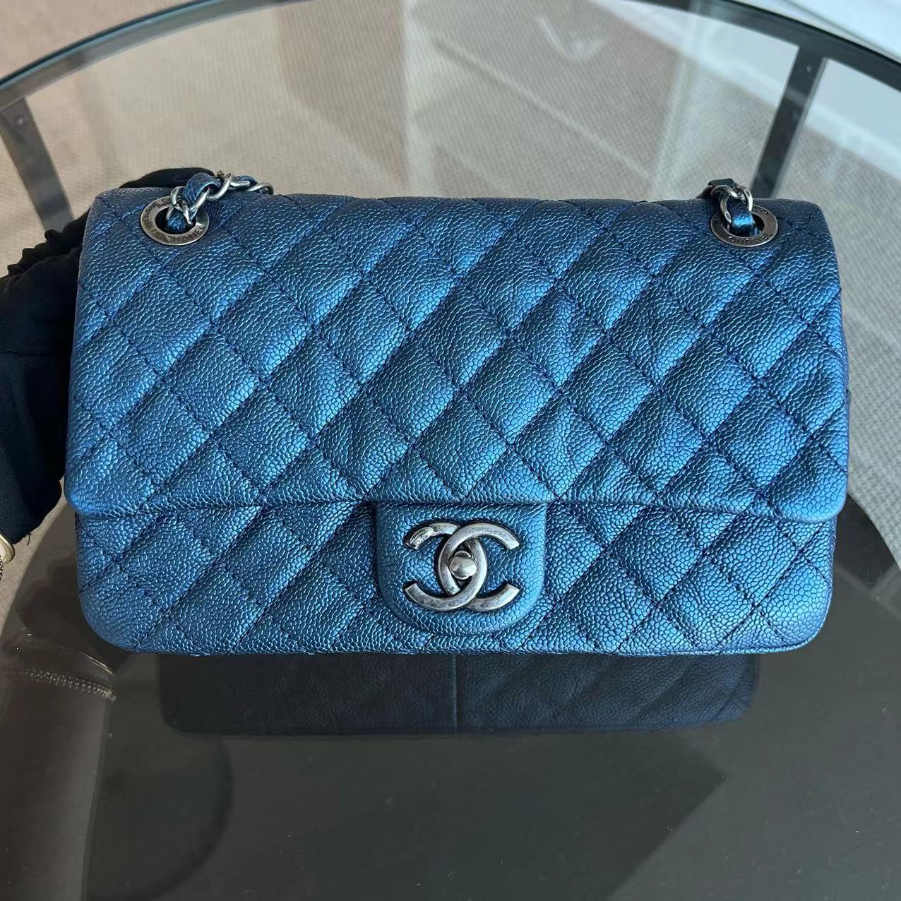 Caviar Easy Flap Zipper Quilted Calfskin Small Iridescent Blue SHW No 16