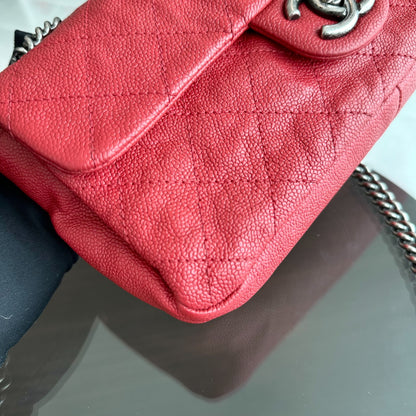 Caviar Flap Medium Triple Compartment Quilted Red RHW No 15