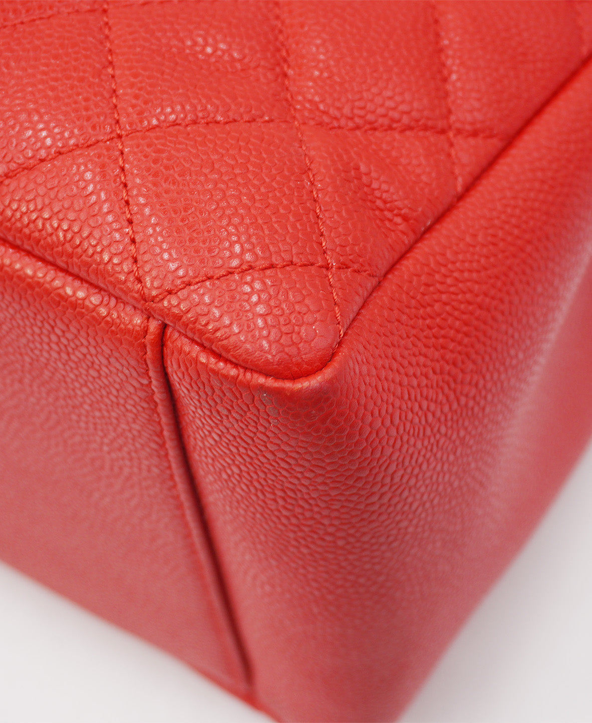 Caviar Grand Shopping Tote Red