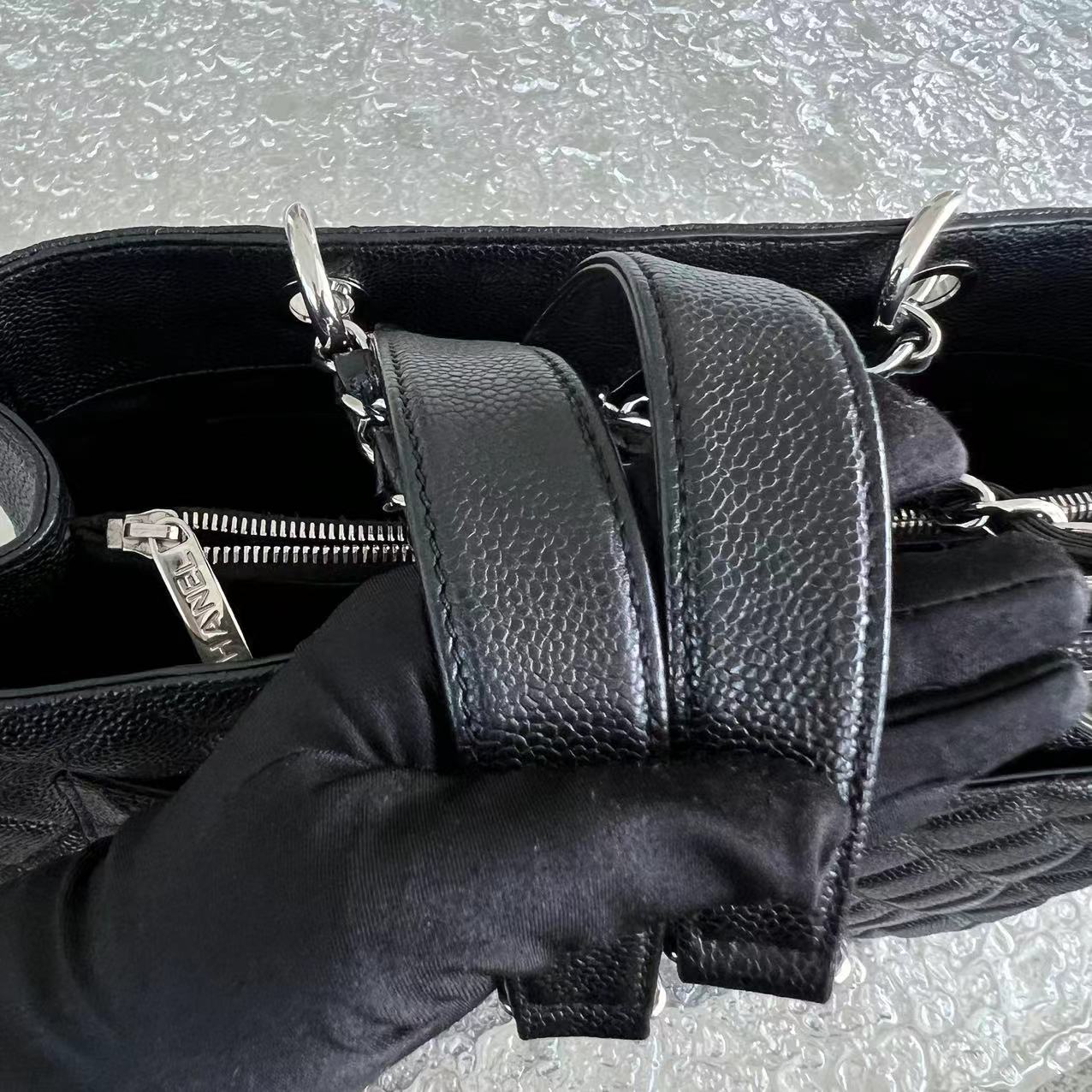 Caviar GST Grand Shopping Tote Quilted Calfskin Black Silver Hardware