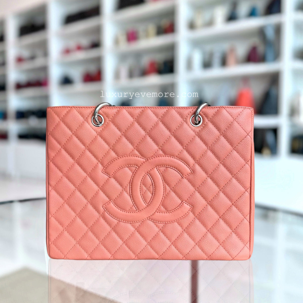 Caviar GST Grand Shopping Tote Quilted Grained Calfskin Coral Pink Silver Hardware Series 12