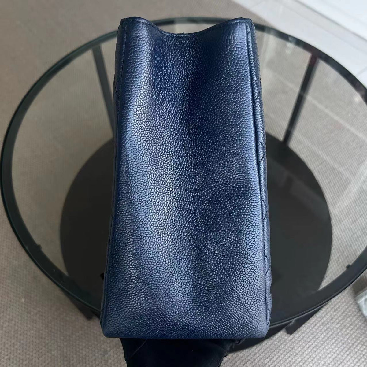 Caviar GST Grand Shopping Tote Quilted Grained Calfskin Dark Blue Golden Hardware Series 18