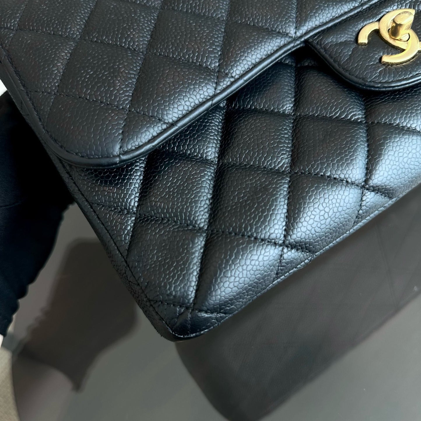 Caviar Jumbo Classic Flap Double Flap Quilted Calfskin Black GHW No 18