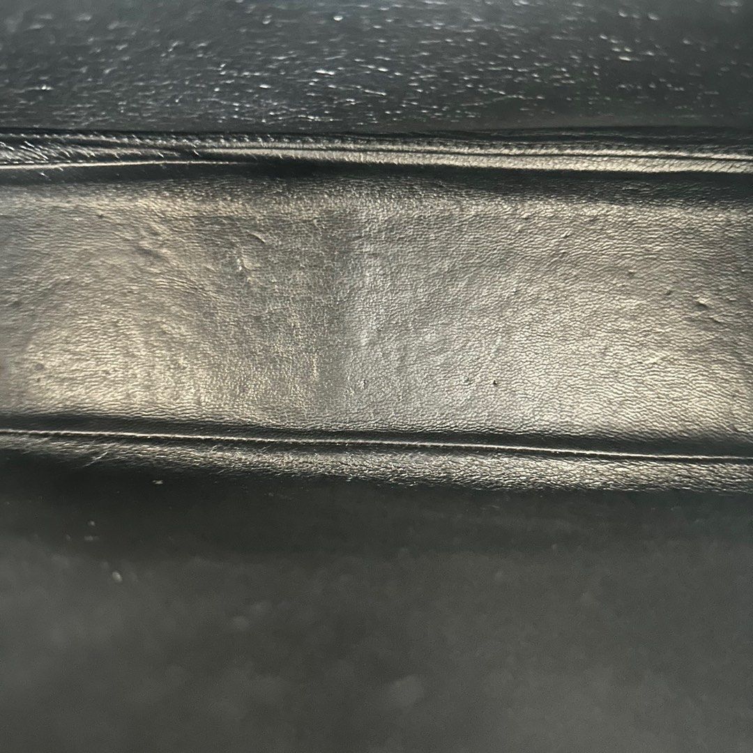 Caviar Jumbo Classic Flap Single Flap Quilted Calfskin Black GHW No 13