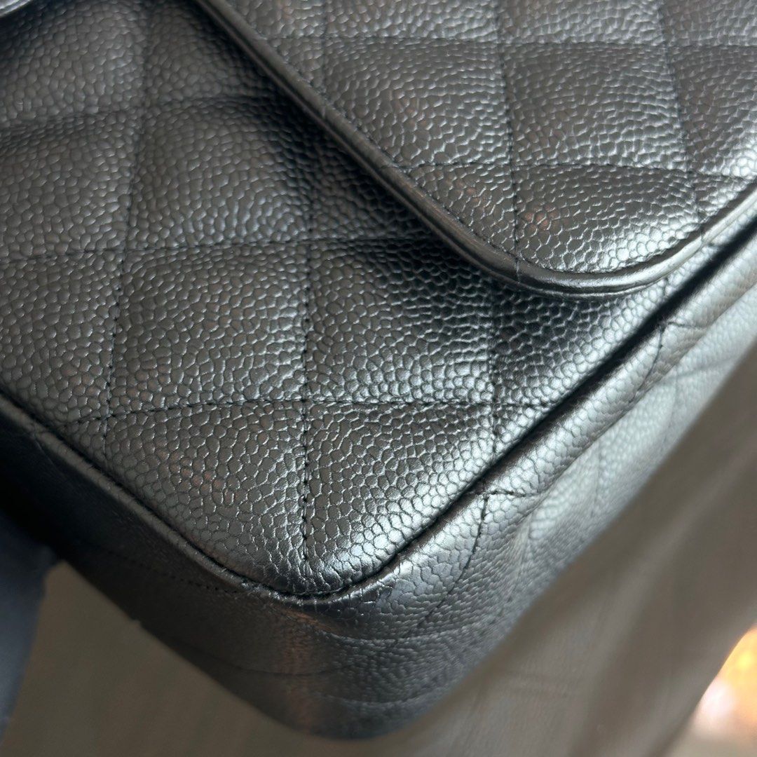 Caviar Jumbo Classic Flap Single Flap Quilted Calfskin Black GHW No 13