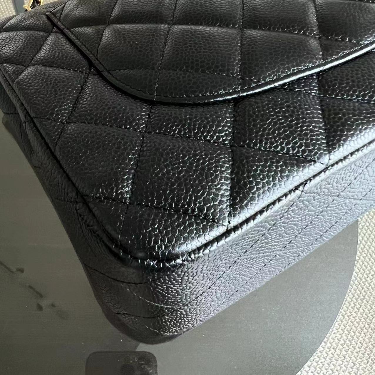 Caviar Jumbo Classic Flap Single Flap Quilted Grained Calfskin Black Golden Hardware Series 13