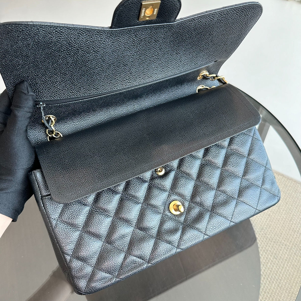 Caviar Jumbo Double Flap Classic Flap Black GHW No 16
