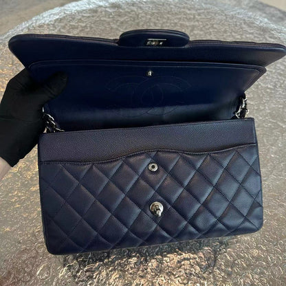 Caviar Jumbo Double Flap Classic Flap Quilted Calfskin Navy Blue SHW No 18