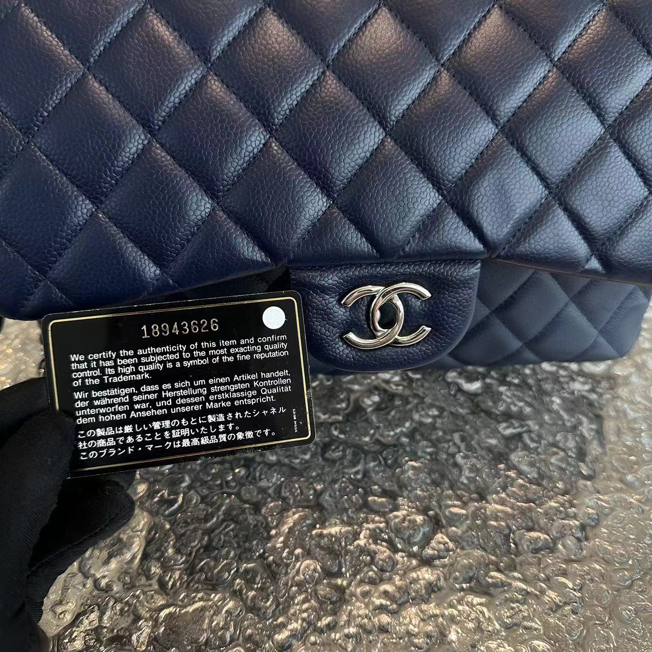 Caviar Jumbo Double Flap Classic Flap Quilted Calfskin Navy Blue SHW No 18