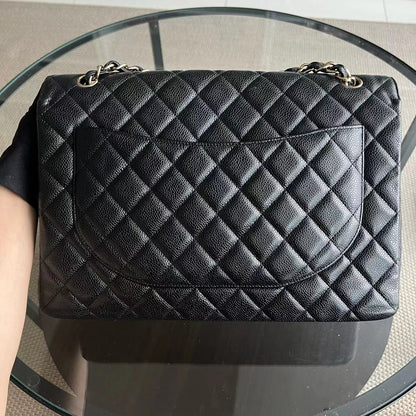 Caviar Maxi Classic Flap Single Flap Quilted Grained Calfskin Black Golden Hardware Series 13