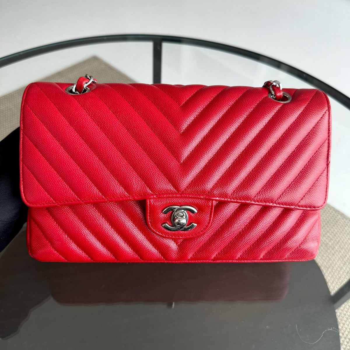 Caviar Chevron Red SHW No 24