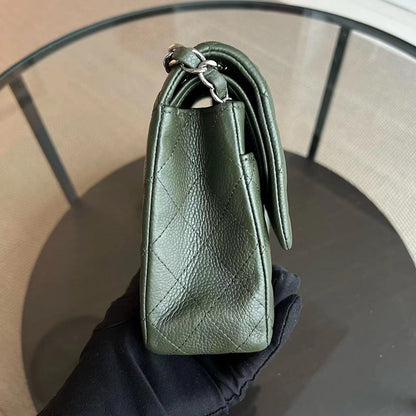 Caviar Double Flap 25CM Quilted Calfskin Green GHW No 14