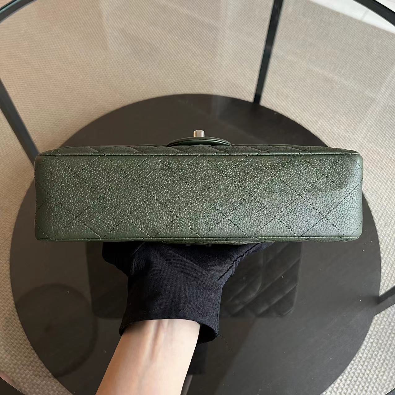 Caviar Double Flap 25CM Quilted Calfskin Green GHW No 14