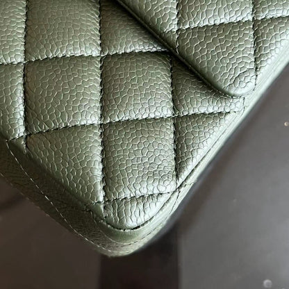 Caviar Double Flap 25CM Quilted Calfskin Green GHW No 14