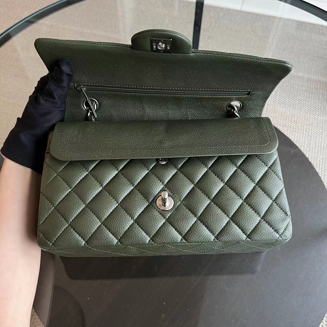 Caviar Double Flap 25CM Quilted Calfskin Green GHW No 14