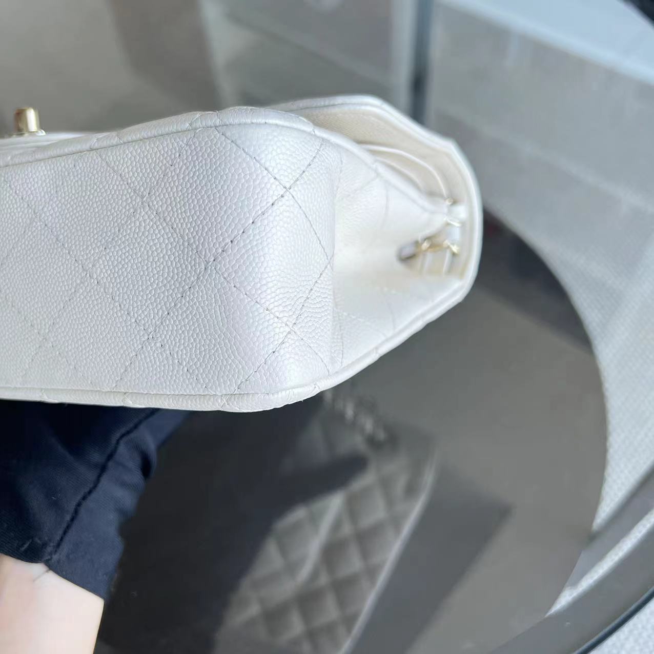 Caviar Double Flap 25CM Quilted Calfskin White GHW No 23