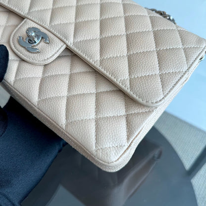 Caviar Quilted Beige SHW No 18