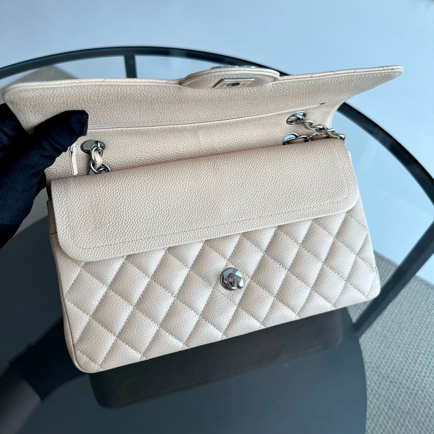 Caviar Quilted Beige SHW No 18