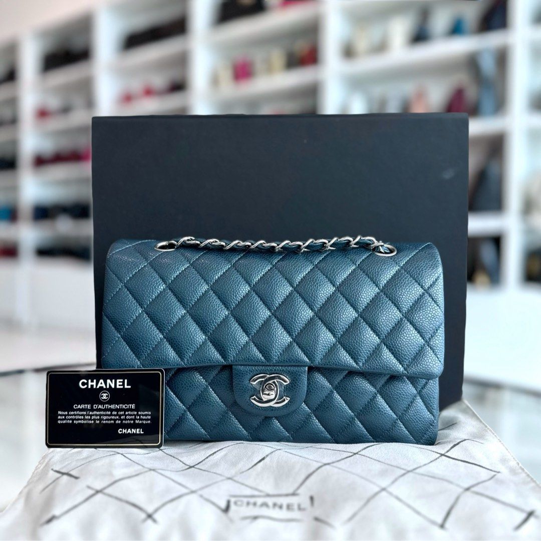 Caviar Quilted Dark Blue SHW No 20