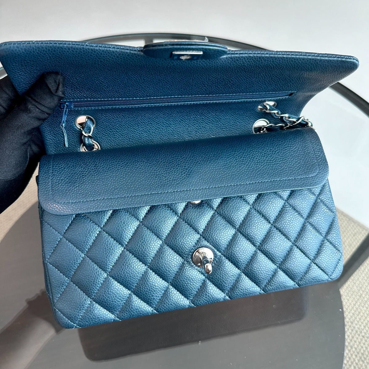 Caviar Quilted Dark Blue SHW No 20