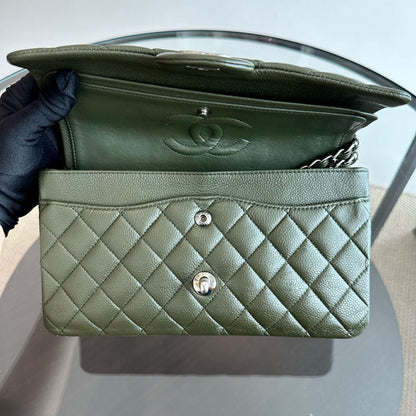 Caviar Quilted Dark Green SHW No 14