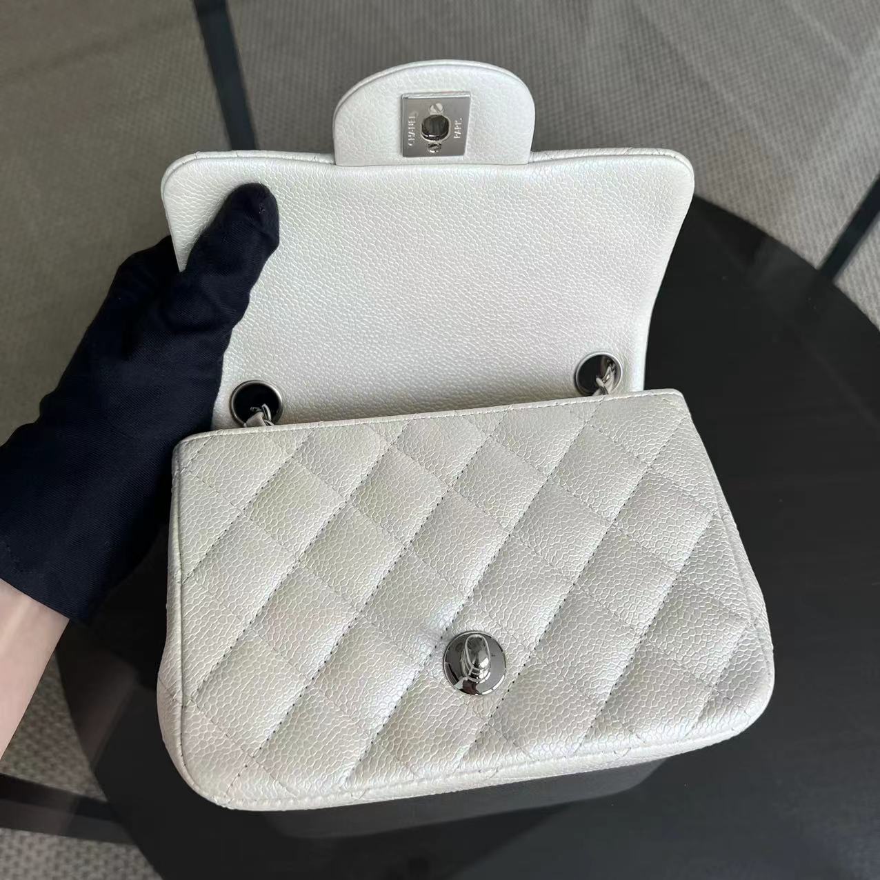 Caviar Mini Square Classic Flap 17CM Quilted Calfskin Pearl White SHW No 20